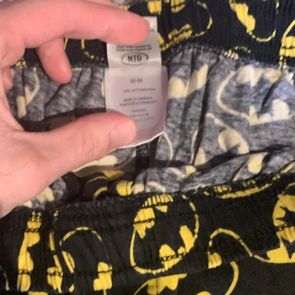 Batman Yellow and Black Logo Sleep Pants - Picture 3 of 3